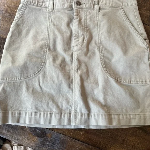 Patagonia skirt size 10 like new condition Classic/straight/summer/outdoor - Picture 3 of 5
